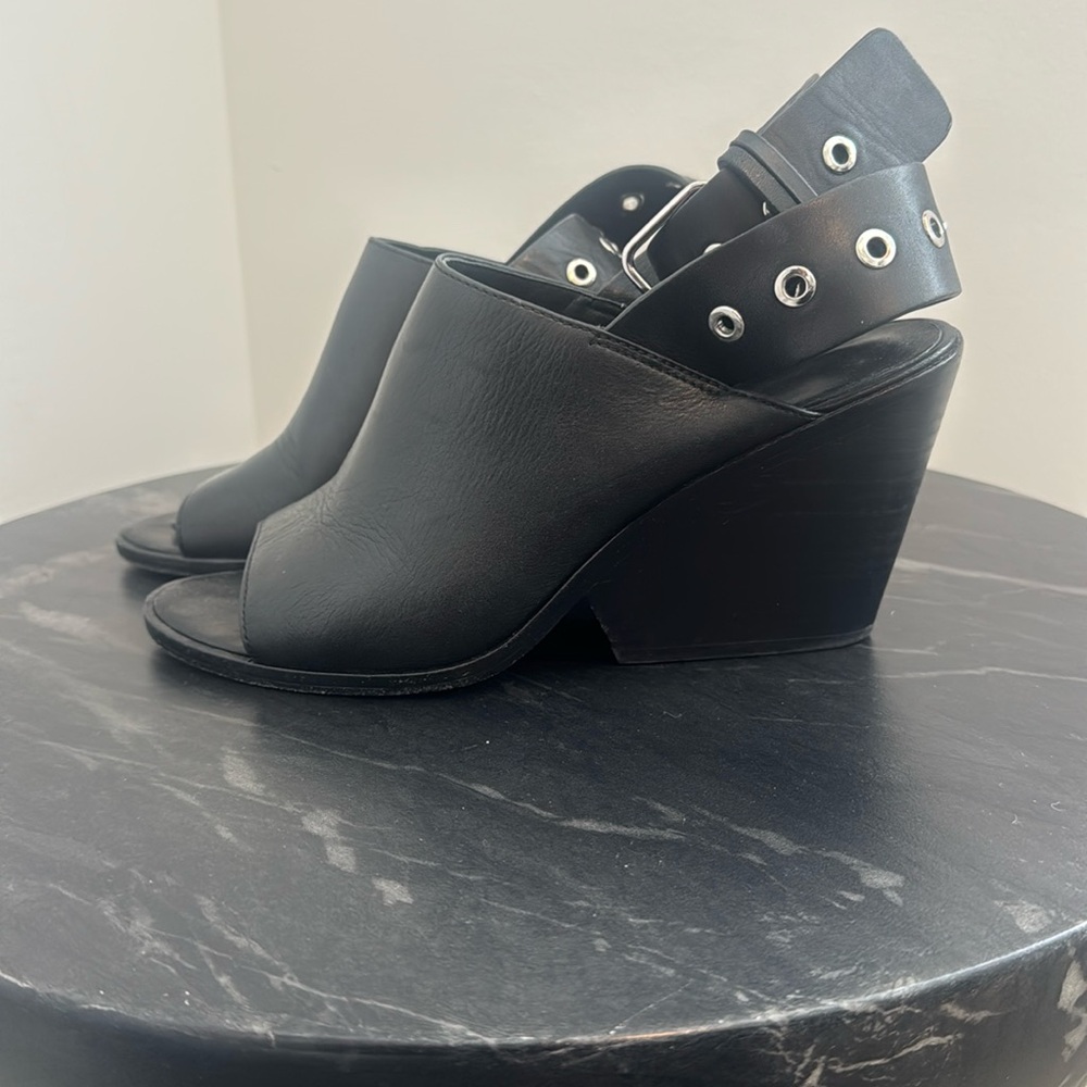 AllSaints black pomola ankle strap soft leather sandal size 8 (39).